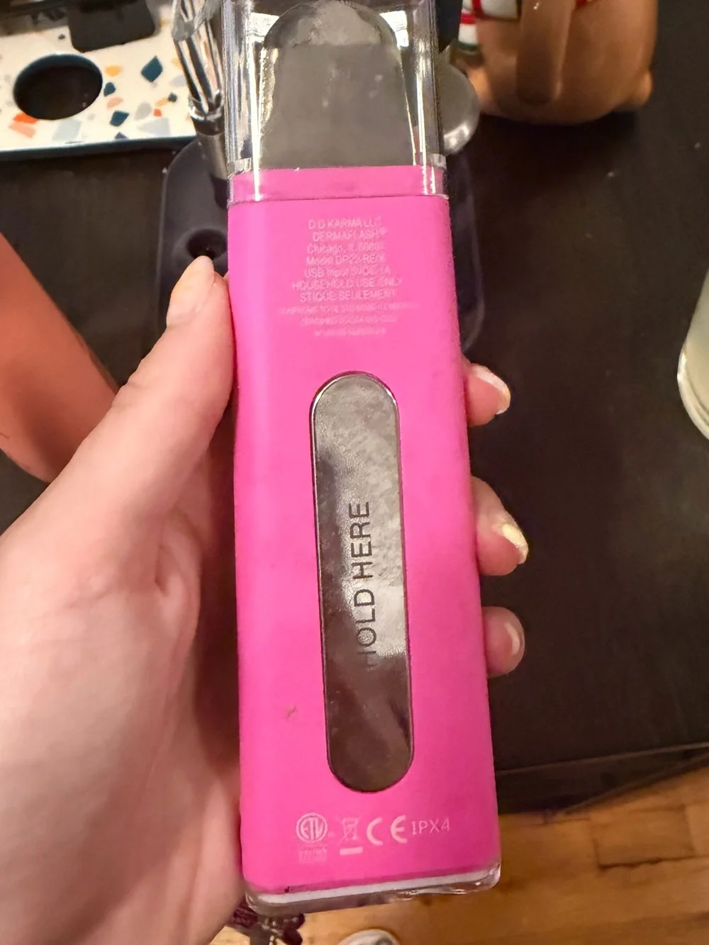 Dermaflash dermapore extractor